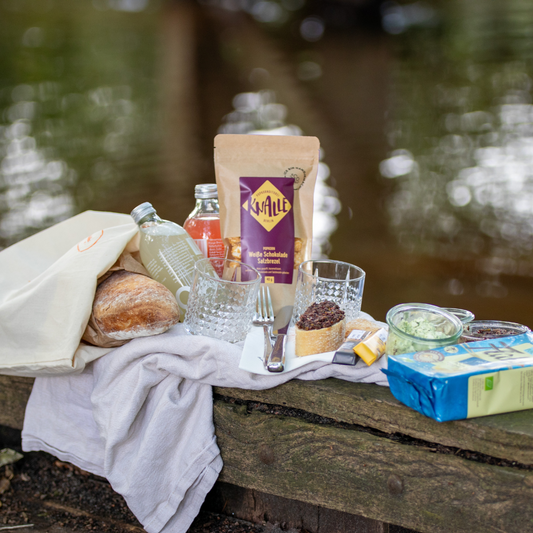 Picknick an der Wümme mit Scheunenprodukten